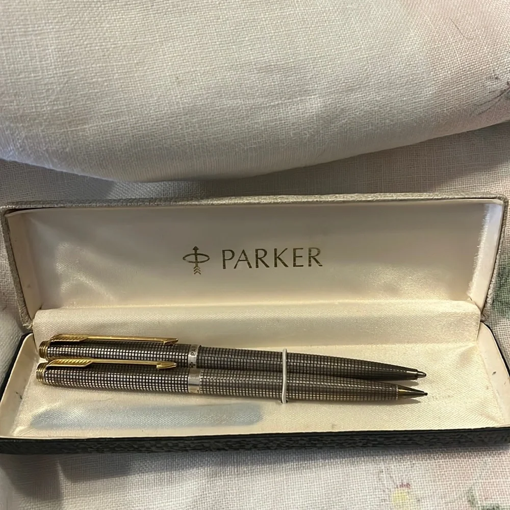 Vintage Parker 75 Sterling Silver Cisele mechanical pencil and pen set chisel